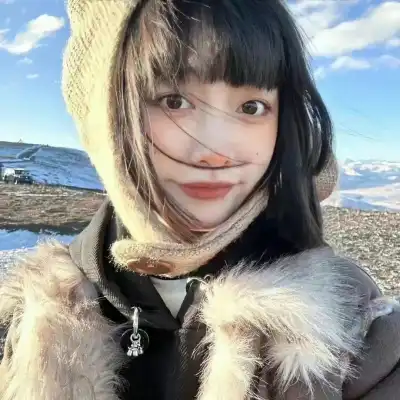 贡曼寒 贡曼寒
